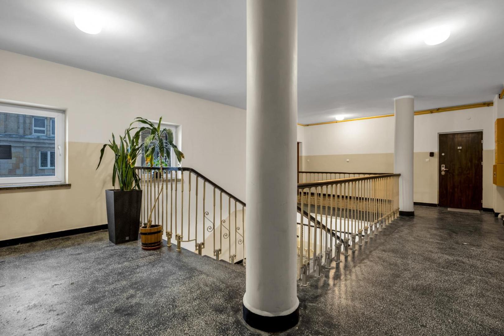 ורשה Metro Politechnika 3-Bedroom Apartment מראה חיצוני תמונה